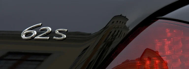 Maybach 62 S Heckleuchte Maybach 62 S mit Typenschriftzug und Heckleuchte.