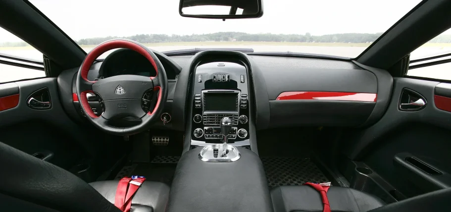Maybach Exelero – Innenraum Innenraum des Maybach Exelero mit Sportlenkrad und