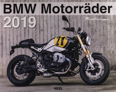 Titelblatt des Kalenders „BMW Motorräder 2019“ mit BMW R nineT vor Betonwand.