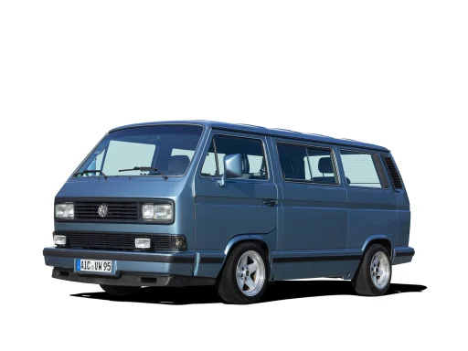 Blauer VW Bulli T3 Caravelle als März-Motiv aus dem Kalender „Faszination VW Bulli 2022“.
