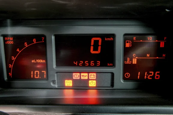 Detailaufnahme des Schalthebels im Audi Urquattro.