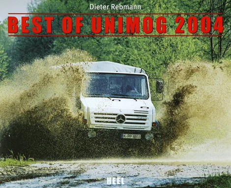 Mercedes-Benz Unimog U 1300 L durchquert mit hoher Geschwindigkeit eine Wasserfurt.
